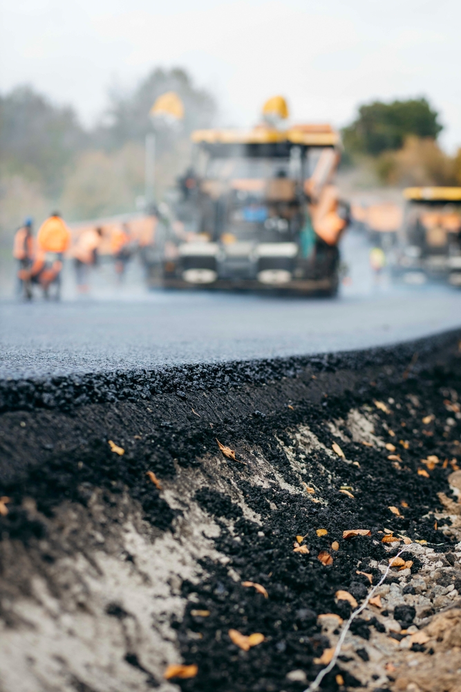 asphalt service truck